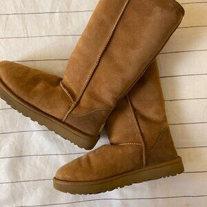 Ugg Women's Classic Tall II Boot - Gently used, in good condition